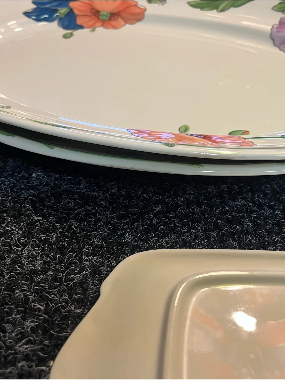 Villeroy & Boch Amapola Floral Porcelain Dinnerware Set